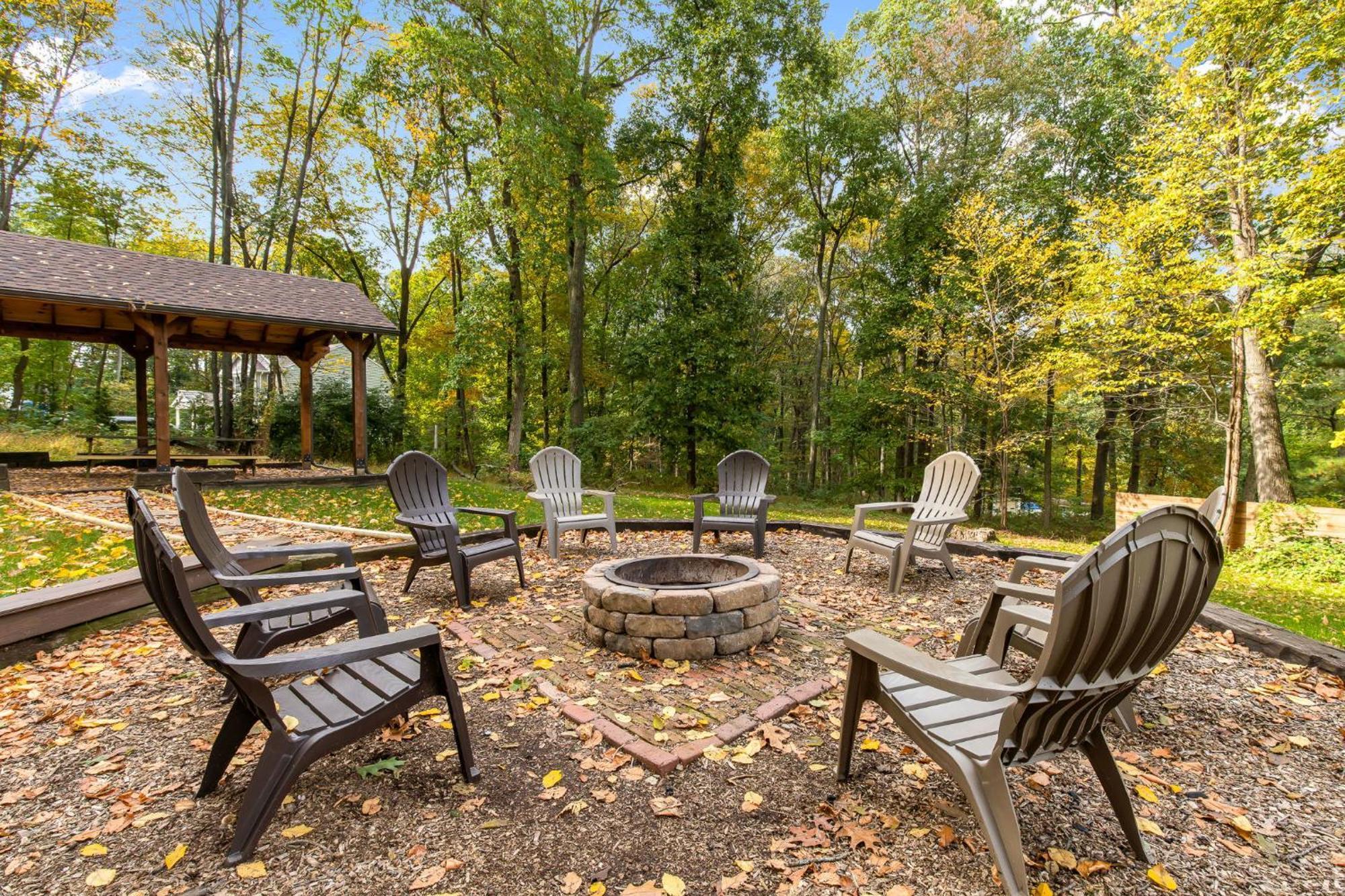 5 Bd W Hottub - Mins To Hunting Hiking & Fishing Apartment New Providence Luaran gambar